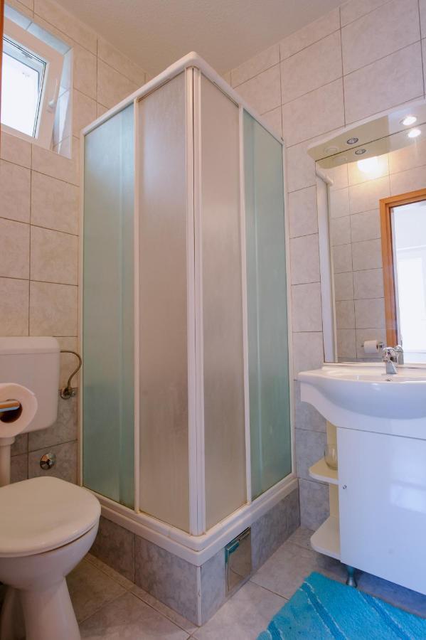 Pension Maric Rooms Brist Ngoại thất bức ảnh